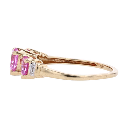 10K White Gold Pink Stone Fashion Ring