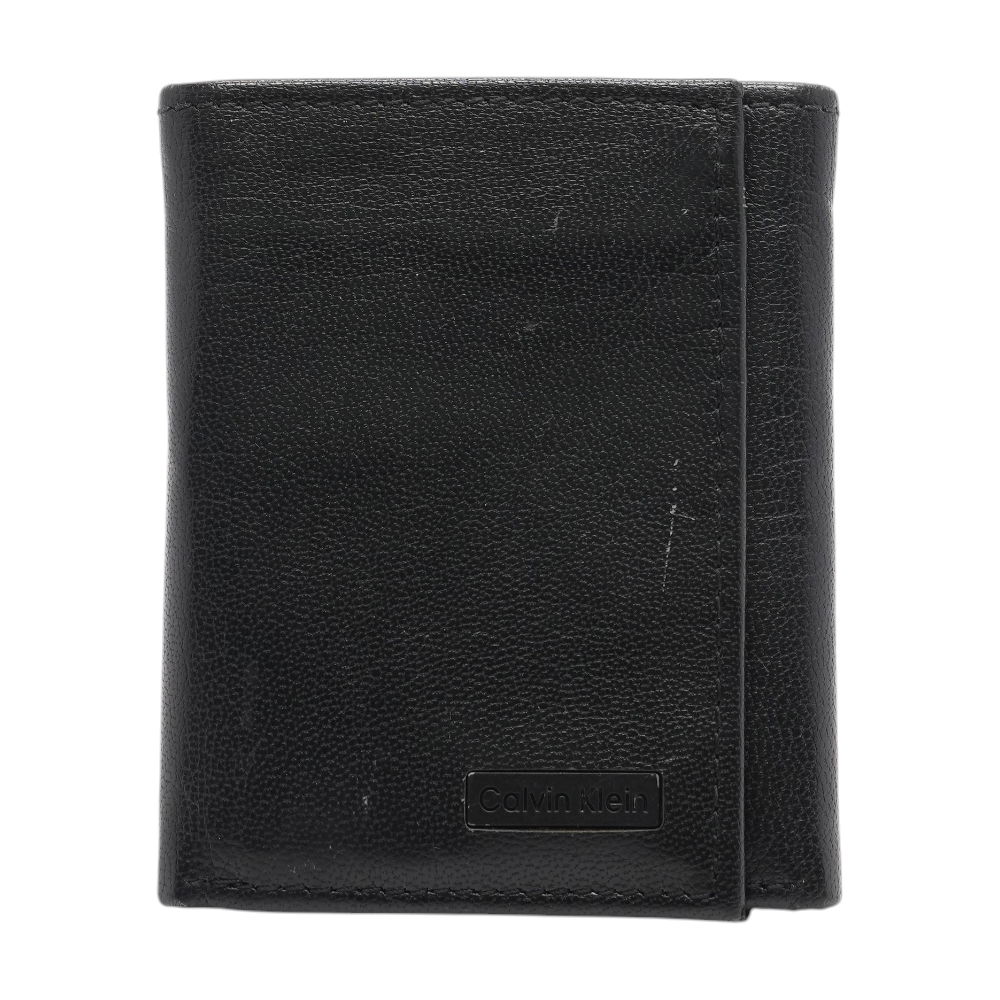 Black Trifold Wallet – Unclaimed Baggage