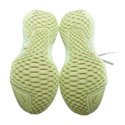 ZoomX Invincible Run 3 Low-Top Athletic Shoes