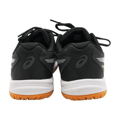 Upcourt 6 Low-Top Athletic Shoes