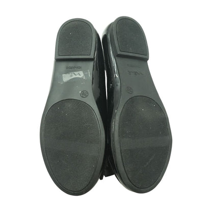 Black Flats