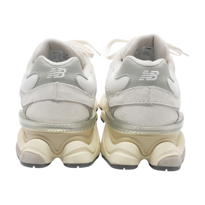 Air Max Dn Low-Top Athletic Shoes