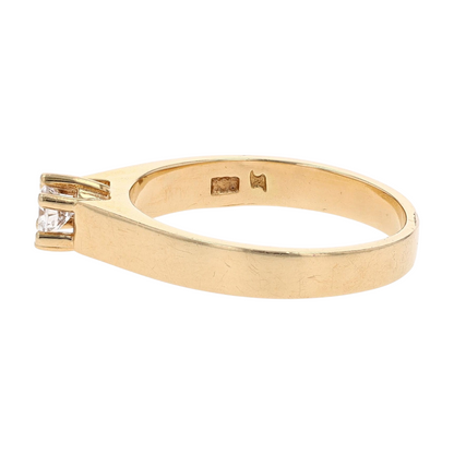 1/5 ctw 10K Yellow Gold Diamond Engagement Ring