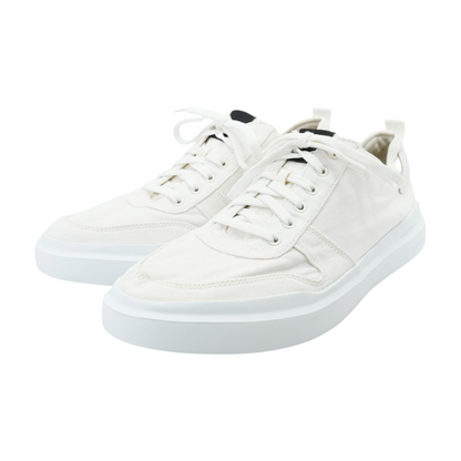 White Low-Top Casual Shoes