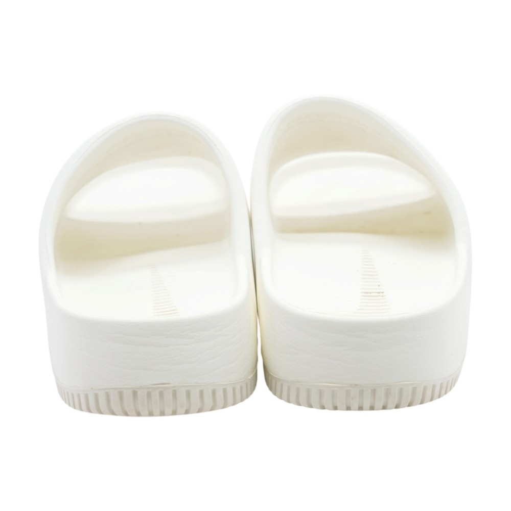 Calm Slip-On Athletic Shoes