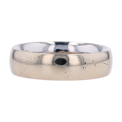 18K White Gold Band Ring