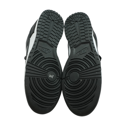 Dunk Low Low-Top Athletic Shoes