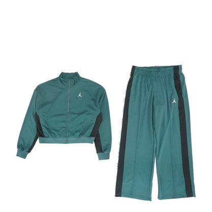 Green Solid Active Set
