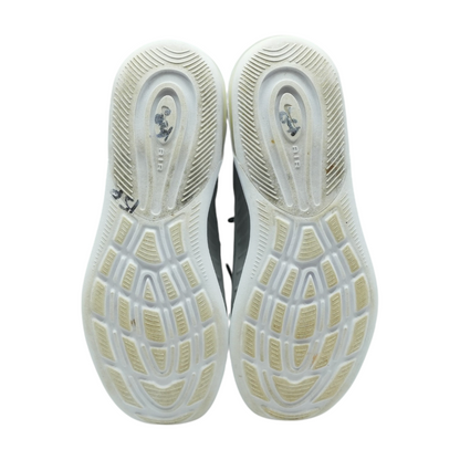 Air Max Axis Athletic Shoes