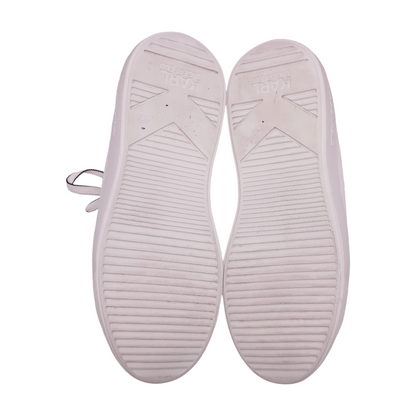 Wes--2411 Low-Top Athletic Shoes