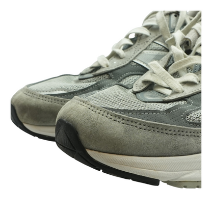 990v4 Low-Top Athletic Shoes