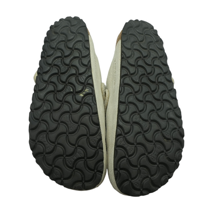 Gray Flats
