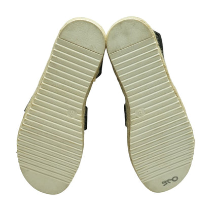 Black Flat Sandals