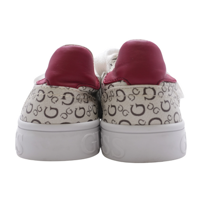 Gray Low-Top Athletic Shoes