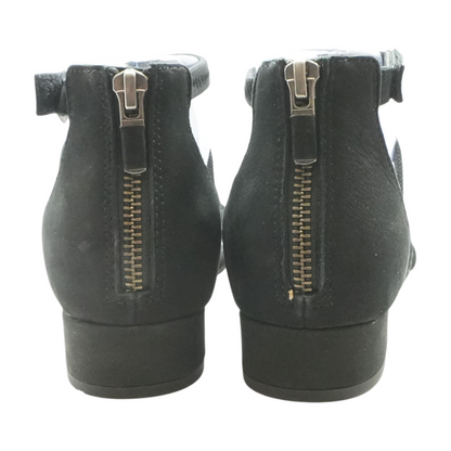Black Flat Sandals