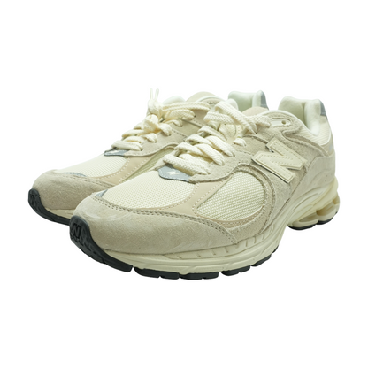 2002R Low-Top Athletic Shoes