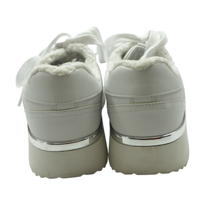 Cuddly Lace-Up Platform Low-Top Athletic Shoes