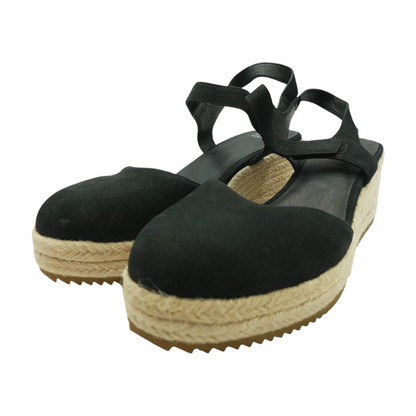 Black Wedged Sandals