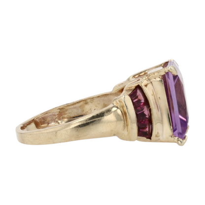 10K Yellow Gold Purple Stone Fashion Ring