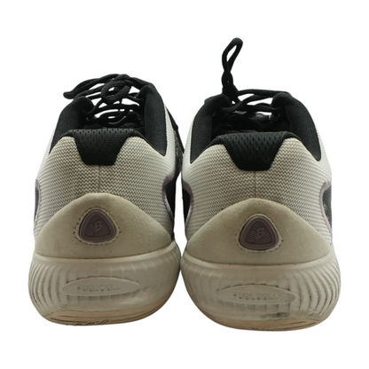 Black Low-Top Athletic Shoes