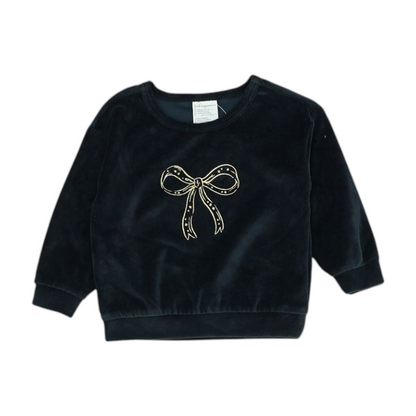 Black Sweatshirt Pullover