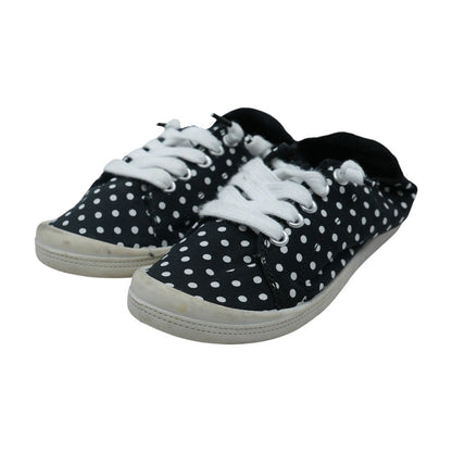Black Athletic Shoes