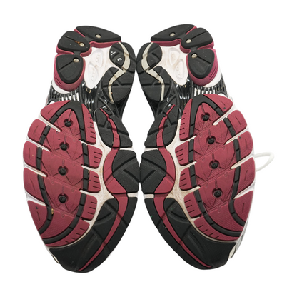 Omni 9 Low-Top Athletic Shoes