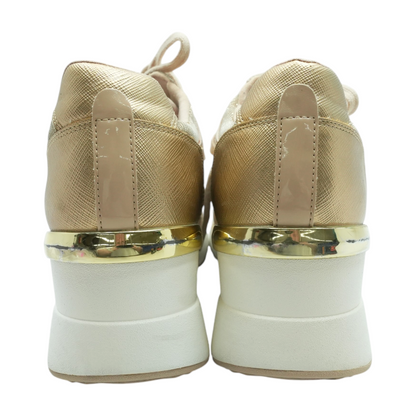 Mid-Top Athletic Shoes