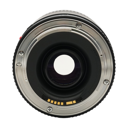 EF 75-300mm f/4-5.6 III EF 75-300mm f/4-5.6 III