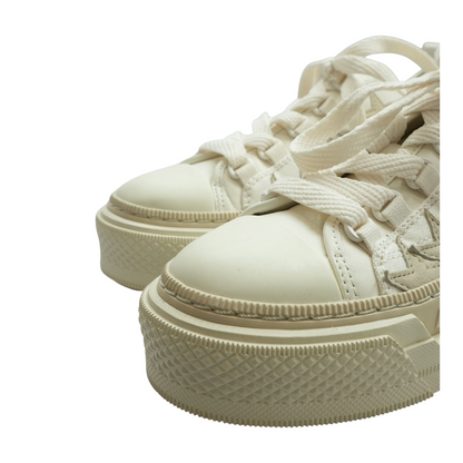 Alabaster Stars Court Low