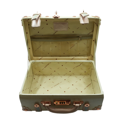 White Hardside Traincase
