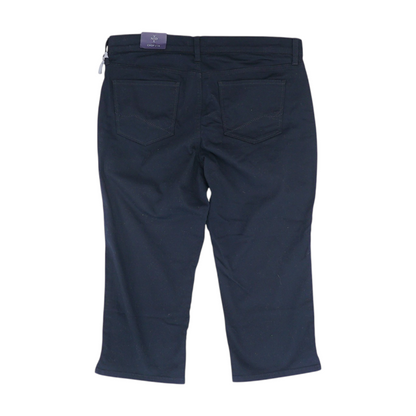 Black Solid 5-Pocket Capris