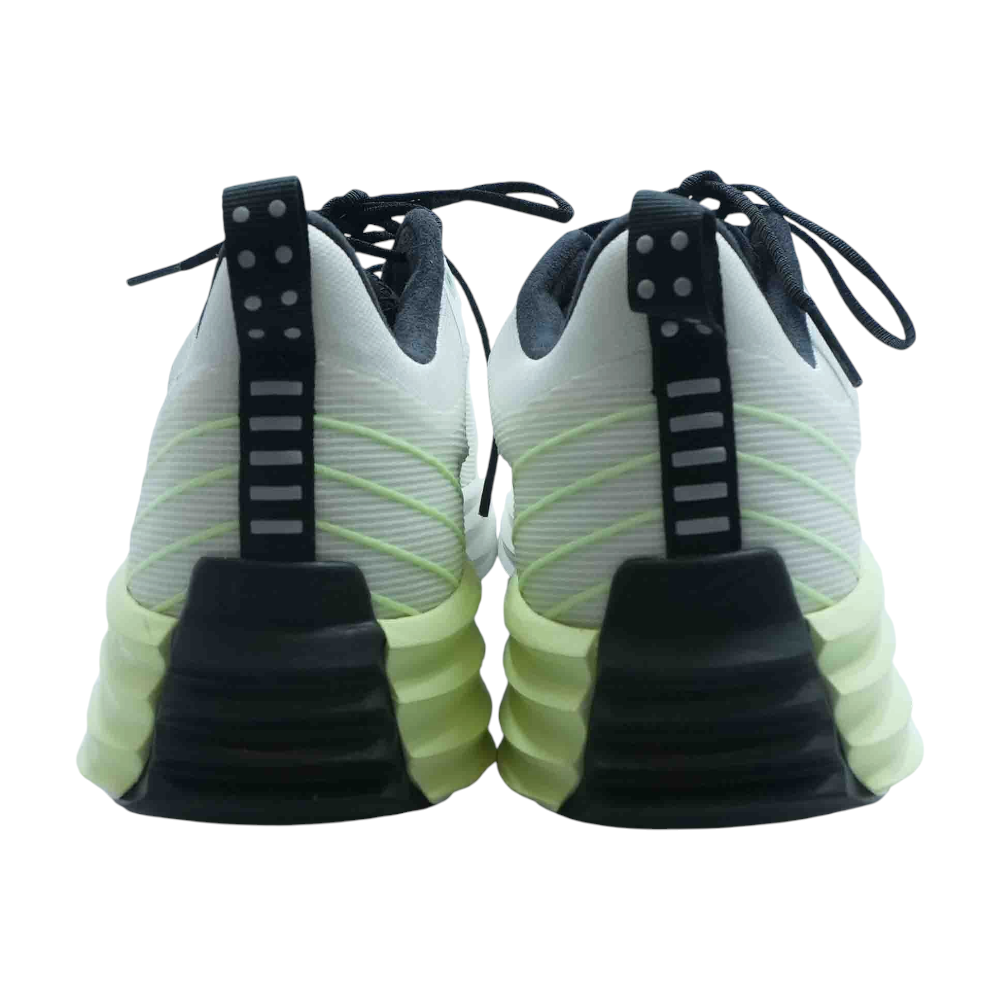 Nike Lunar Roam Low-Top Athletic Shoes – Image 2