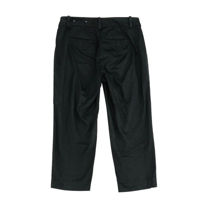 Black Solid Capri Pants