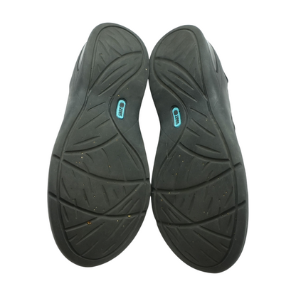 Niche Knit Slip-On Slip-On Athletic Shoes