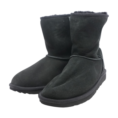 Black Boots