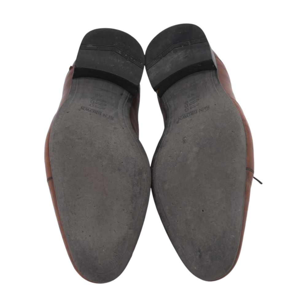Brown Lace-Up Dress Shoes