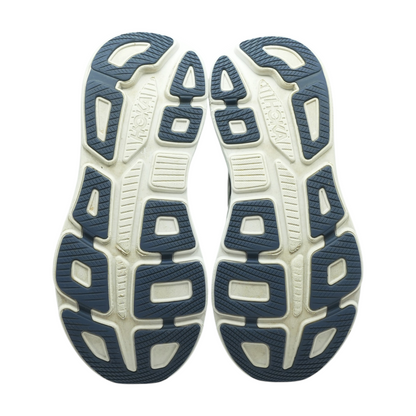 Bondi 9 Low-Top Athletic Shoes