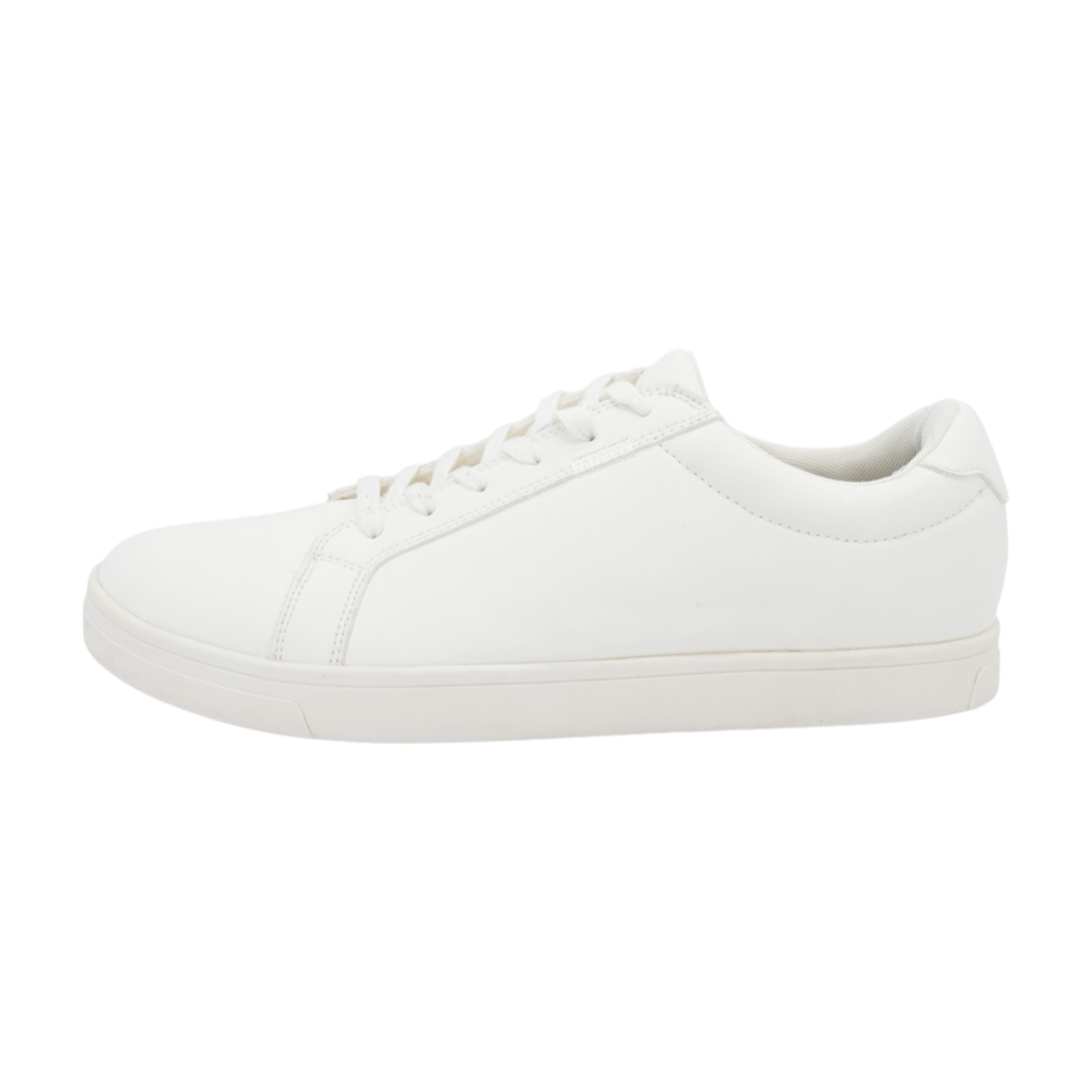 White Low-Top Casual Shoes