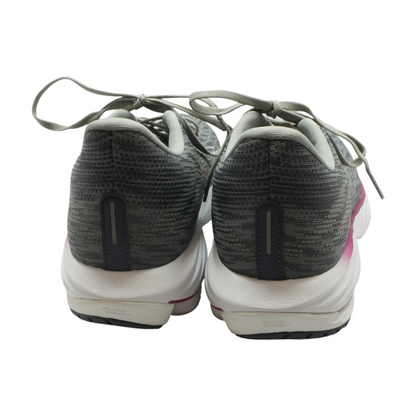 Wave Rider 28 Low-Top Athletic Shoes