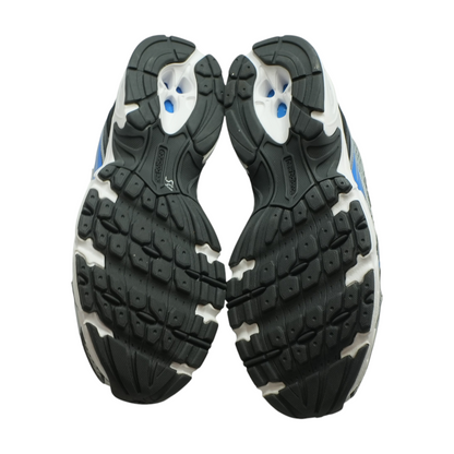 740 Low-Top Athletic Shoes