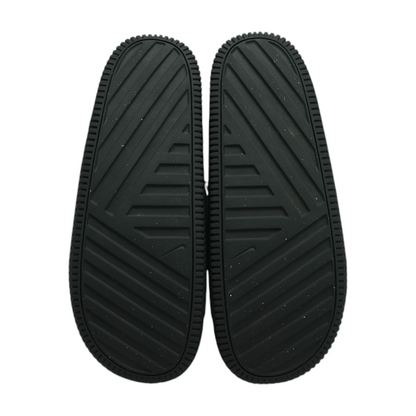 Calm Athletic Slide