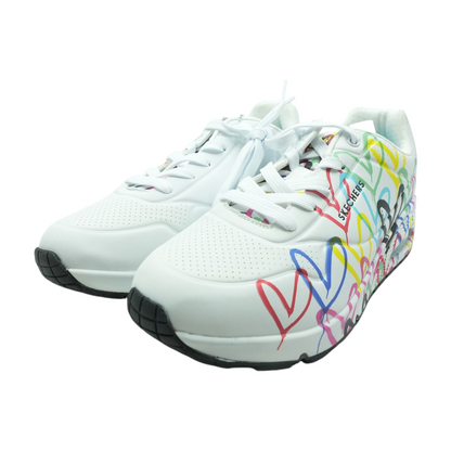 Uno Full of Heart Low-Top Athletic Shoes