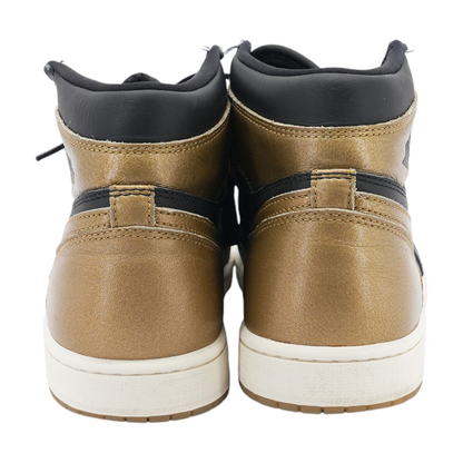 Air Jordan 1 Retro High-Top Athletic Shoes
