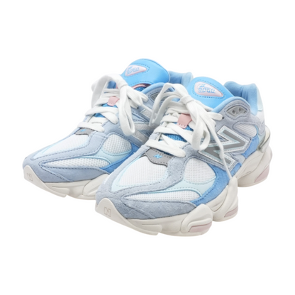 9060 Low-Top Athletic Shoes