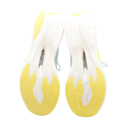 Deviate Nitro Elite 4 Low-Top Athletic Shoes