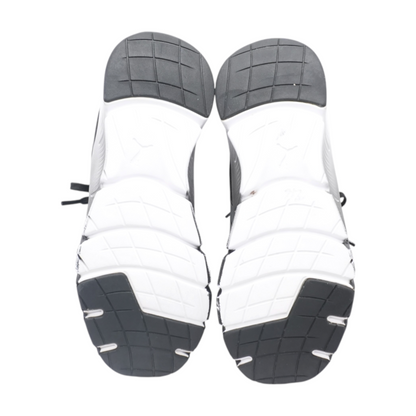 FlexFocus Lite Modern Low-Top Athletic Shoes