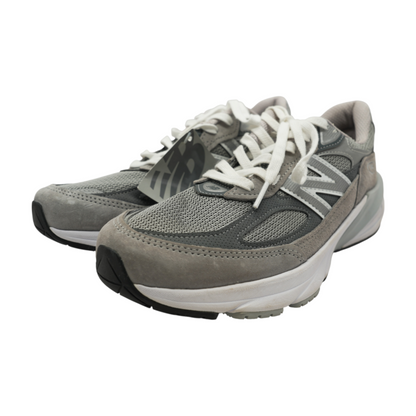 990v6 Low-Top Athletic Shoes