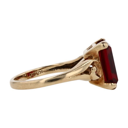 10K Yellow Gold Synthetic Ruby Fashion Ring