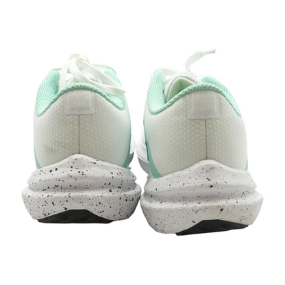 Air Winflo 10 Low-Top Athletic Shoes